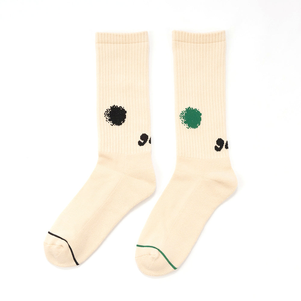 gei! Green Dot Asymmetric Tube Socks